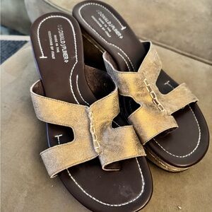 Donald J. Pliner Shelee Sandals with H-Strap Design